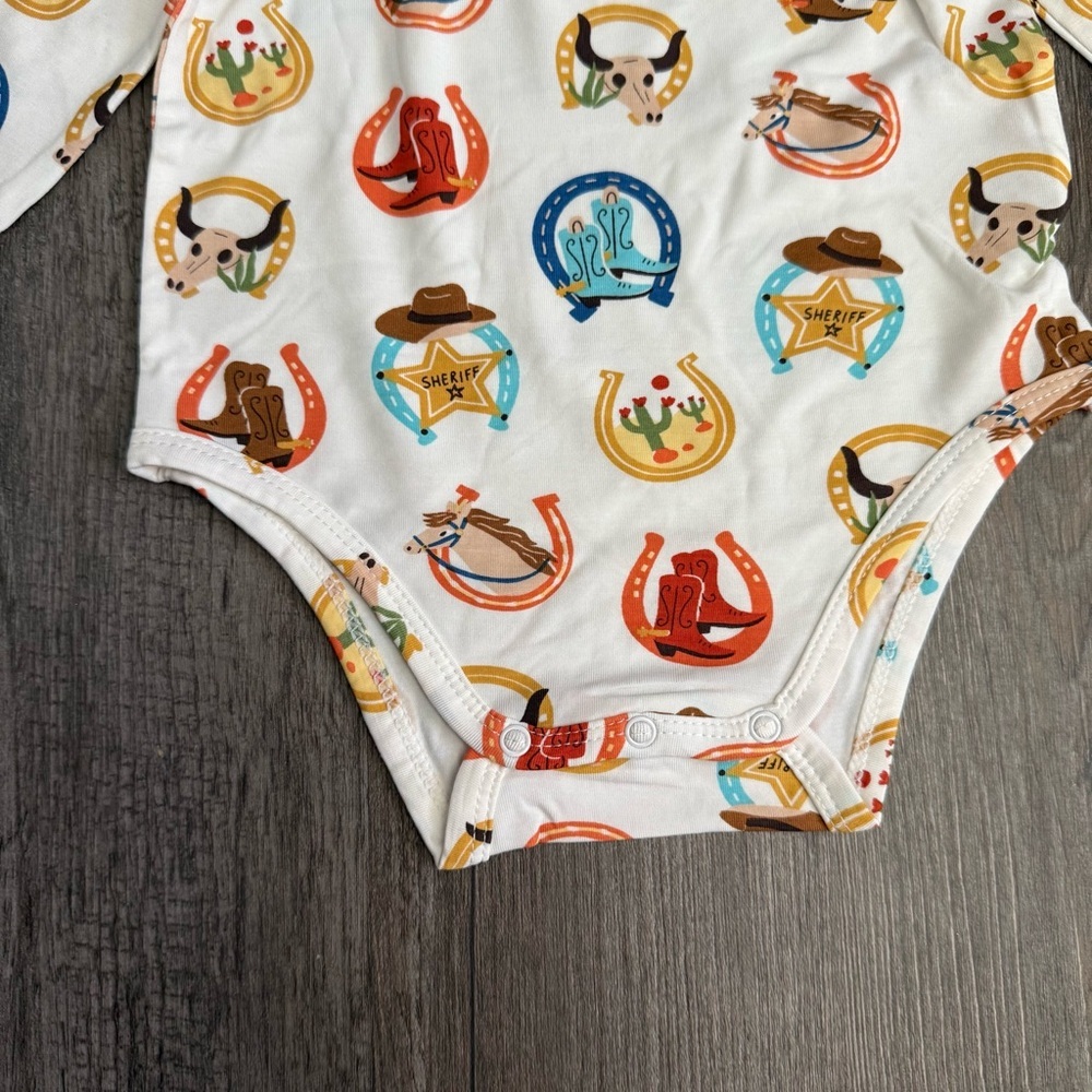 Angel Dear Western Horseshoes Cowboy Bodysuit - Picture 3 of 4